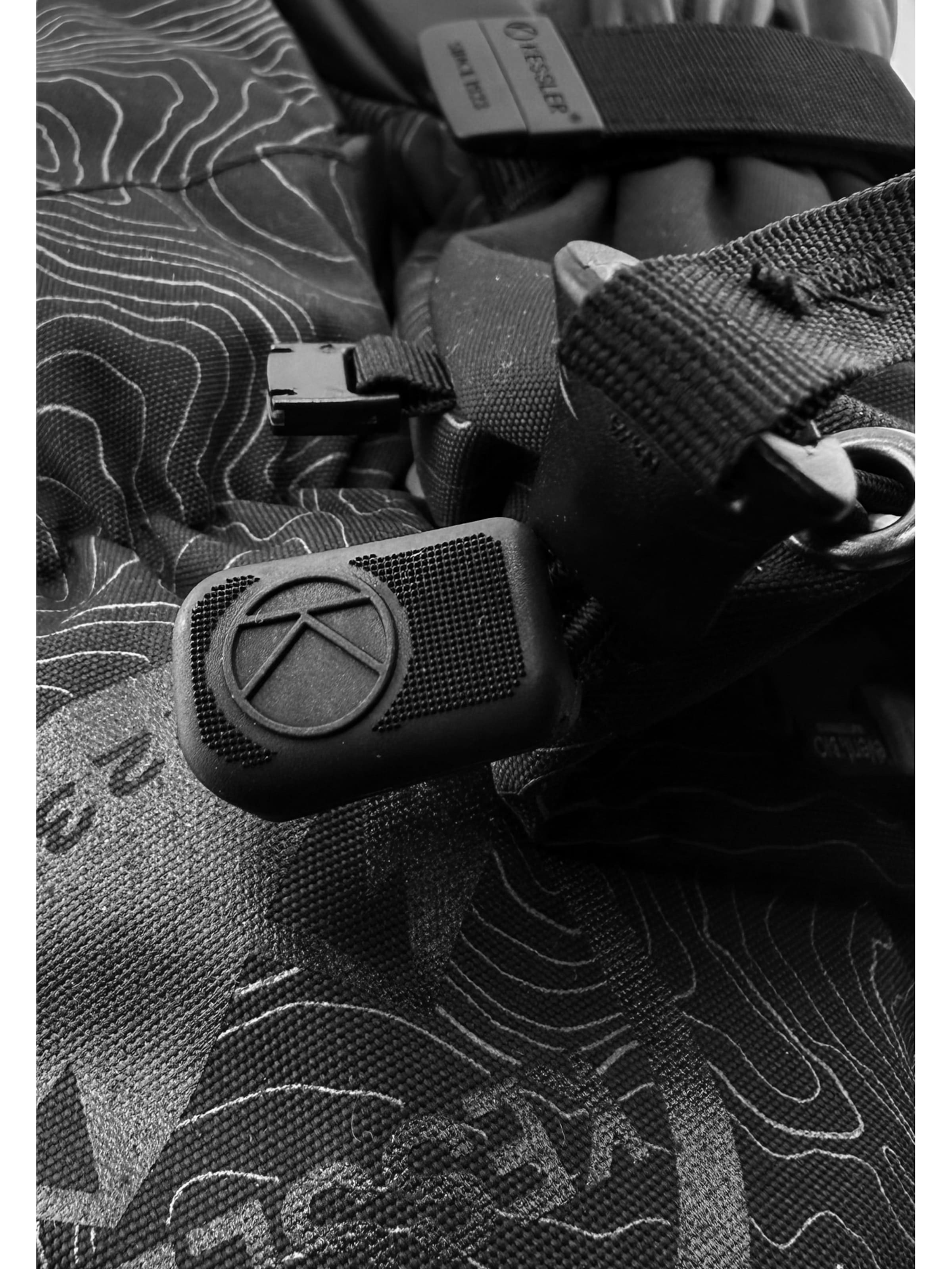 KESSLER Full Finger Gloves 'CANMORE' in Black