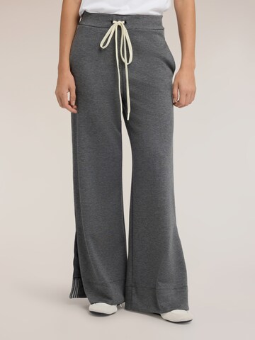 MOTIVI - Pierna ancha Pantalón en gris