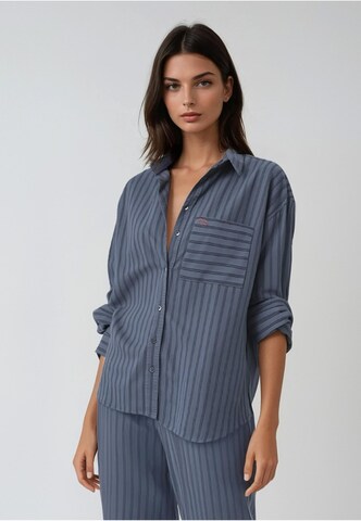 rethinkit studios Blouse in Blue: front