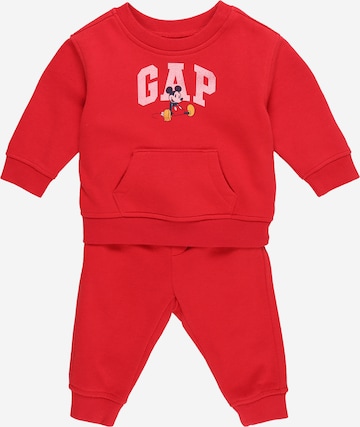GAP Set in Rot: predná strana