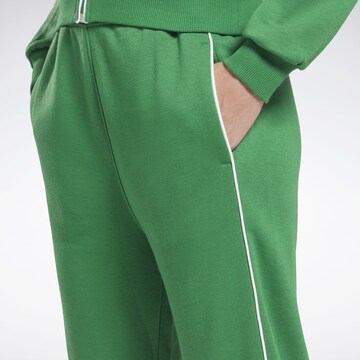 Coupe slim Pantalon de sport Reebok en vert