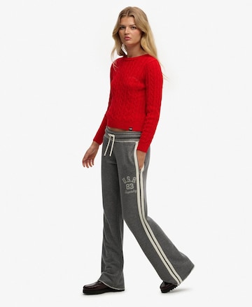Superdry Flared Broek 'Athletic Essentials' in Grijs