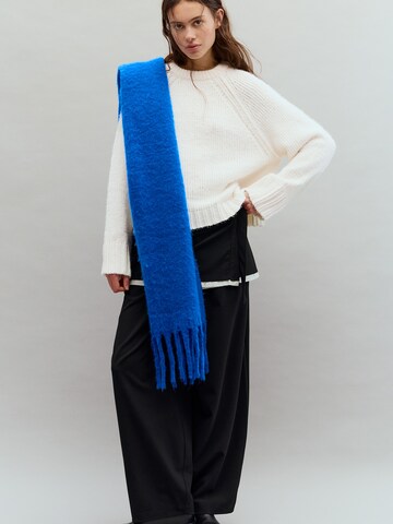 Pull&Bear Sweater in Beige: front