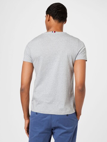 TOMMY HILFIGER - Camiseta en gris