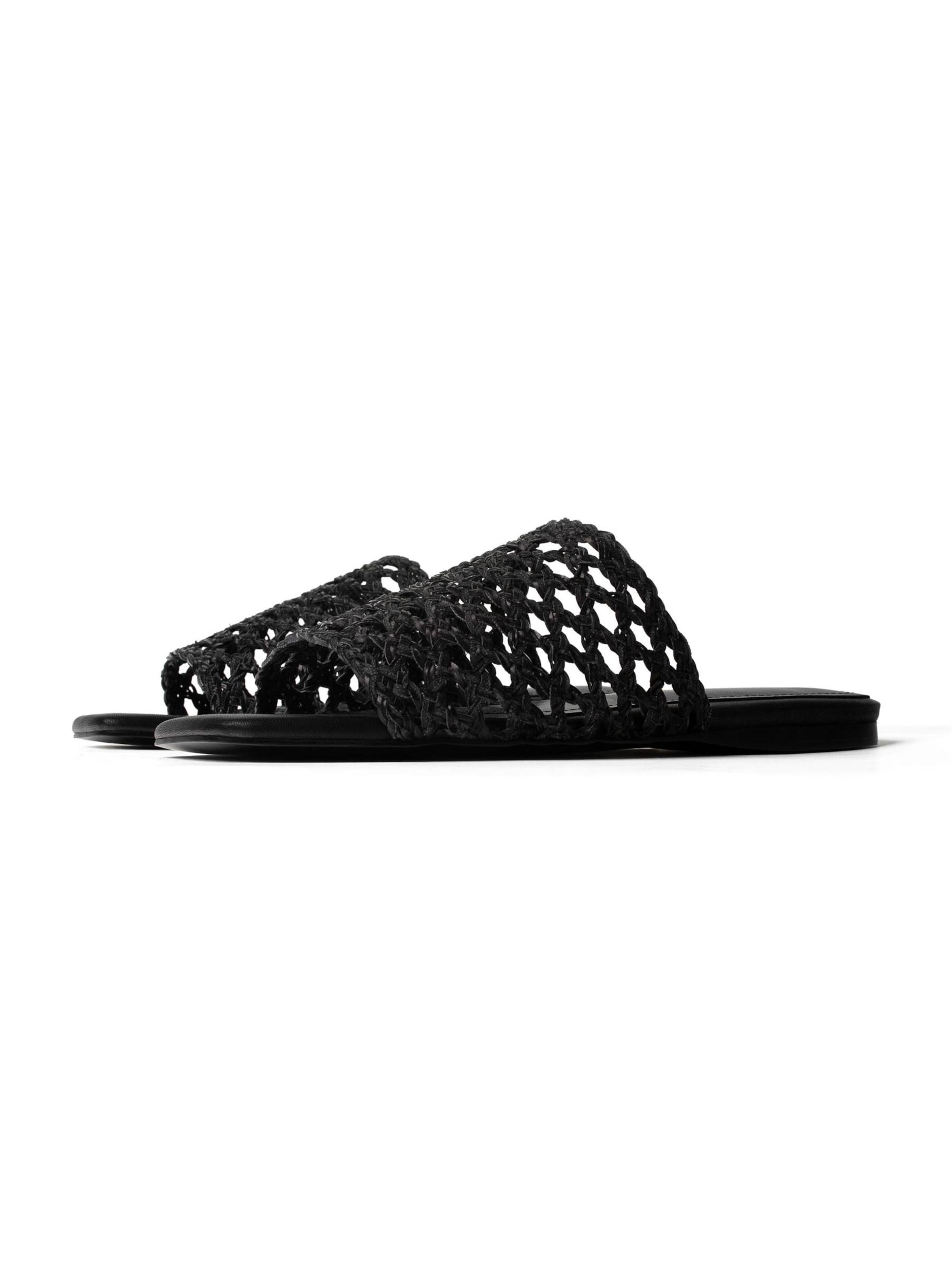 L37 HANDMADE SHOES - Zapatos abiertos 'LOST WITHOUT WORDS' en negro