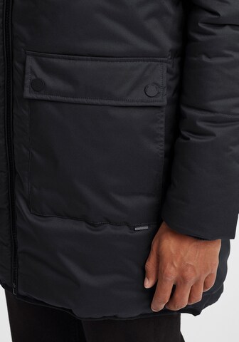 !Solid Between-Seasons Parka 'Atong' in Black