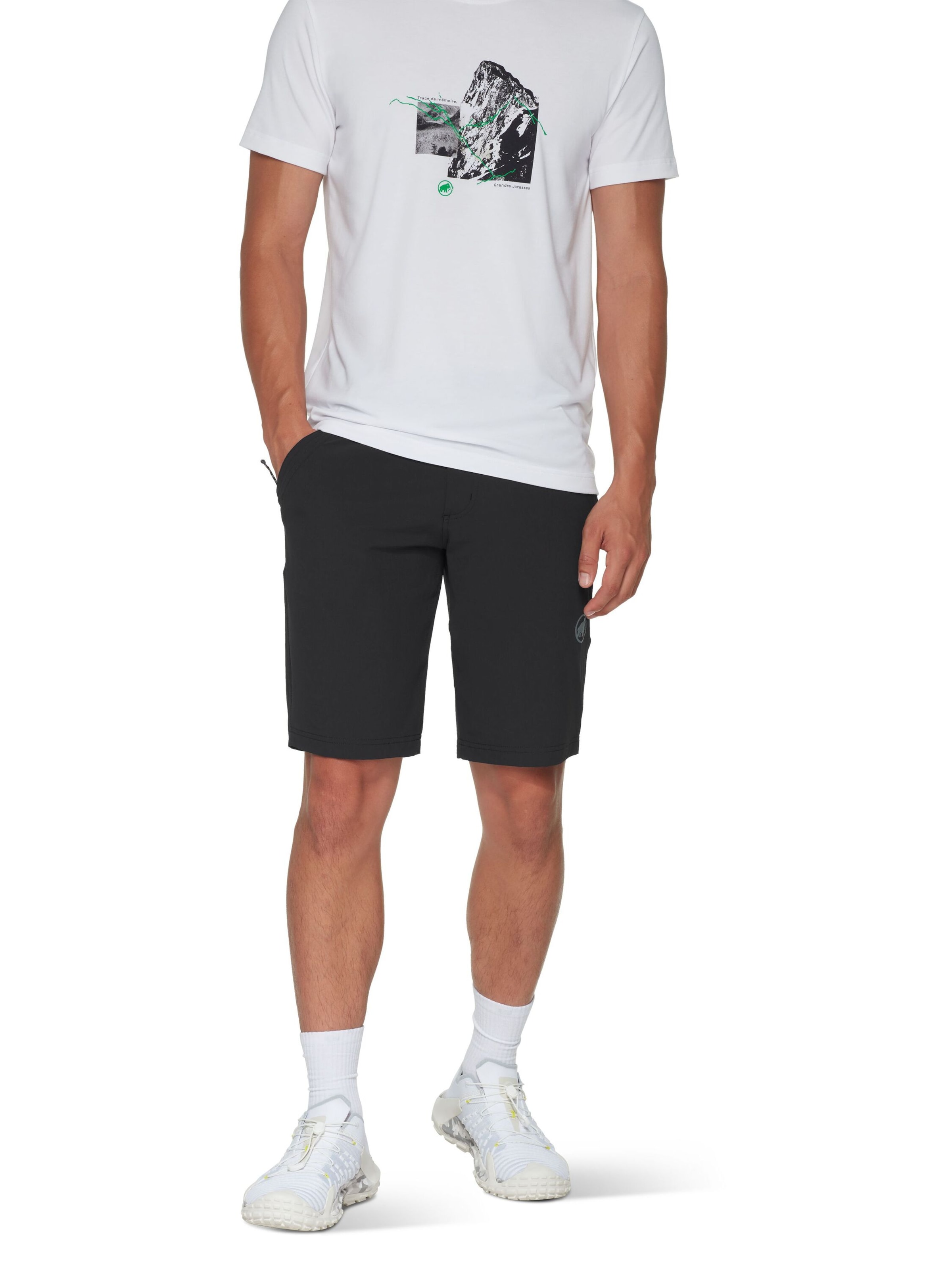 MAMMUT Regular Outdoor Pants in Black