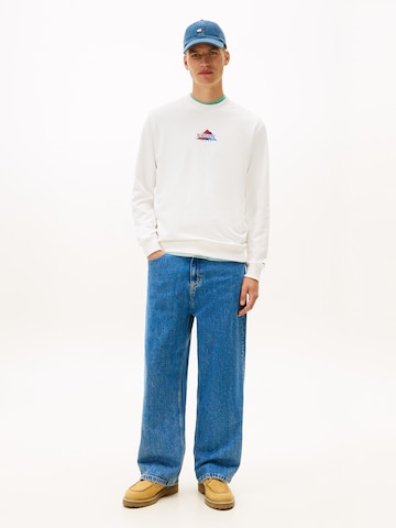 Tommy Jeans Mikina - Biela