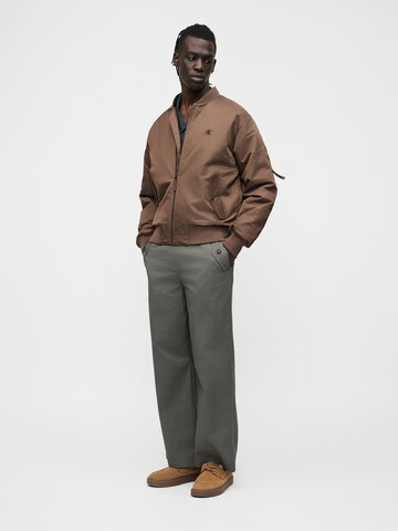 Calvin Klein Jeans Демисезонная куртка в Коричневый