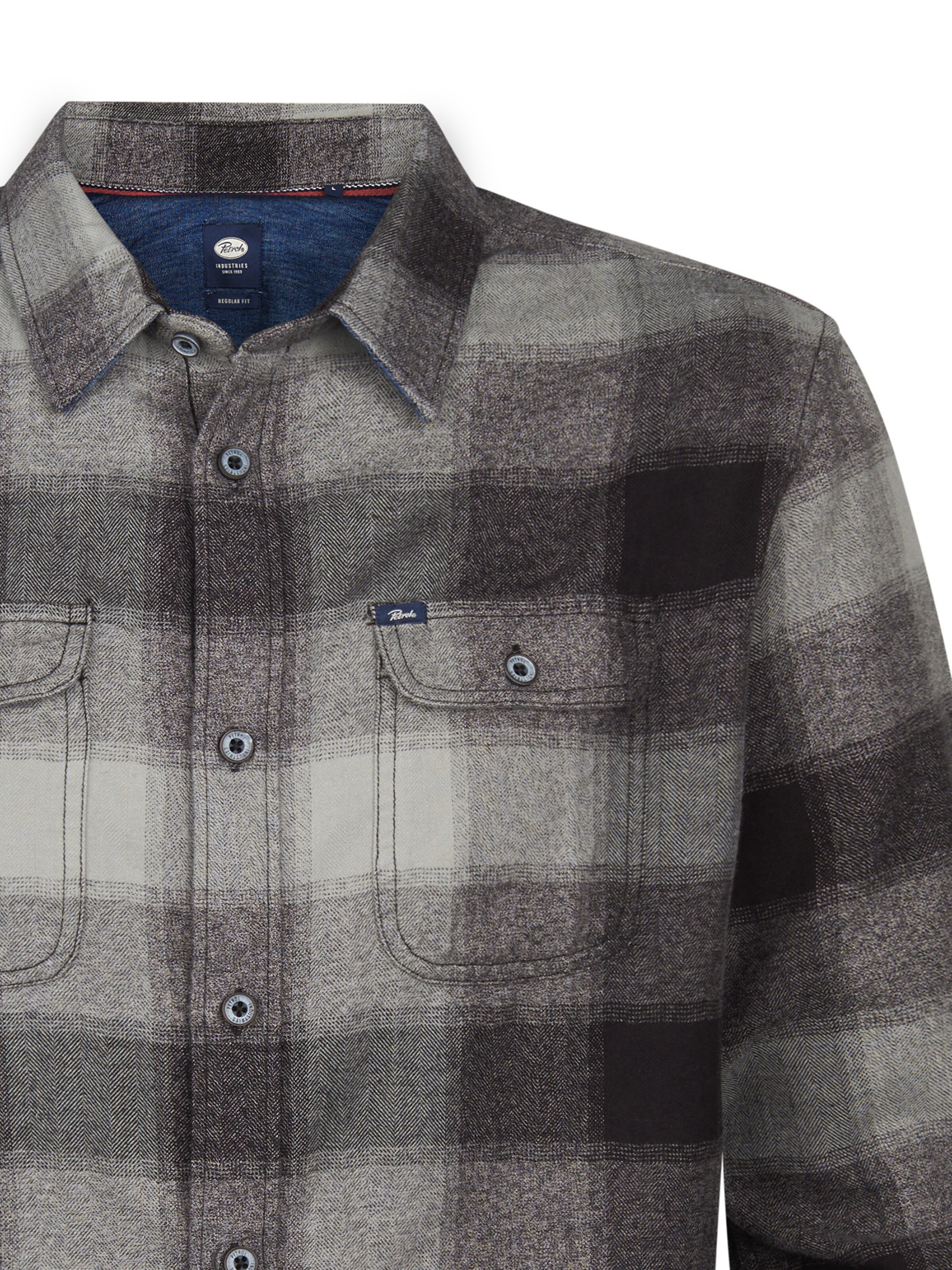 Petrol Industries Comfort fit Button Up Shirt in Black