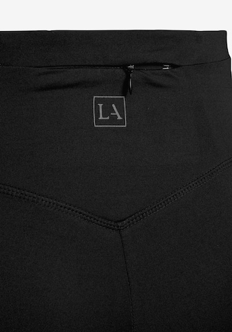 Skinny Pantalon de sport LASCANA ACTIVE en noir