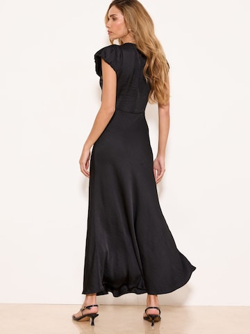 Lipsy Abendkleid in Schwarz