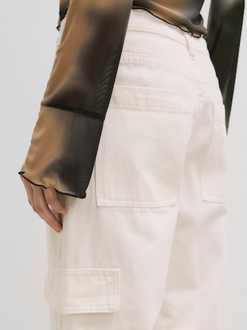 EDITED Regular Cargo trousers 'Fili' in Beige