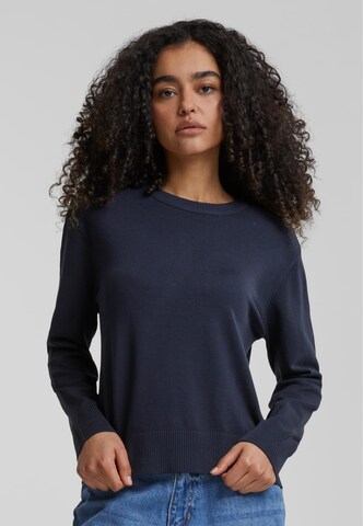 Urban Classics Sweater in Blue: front