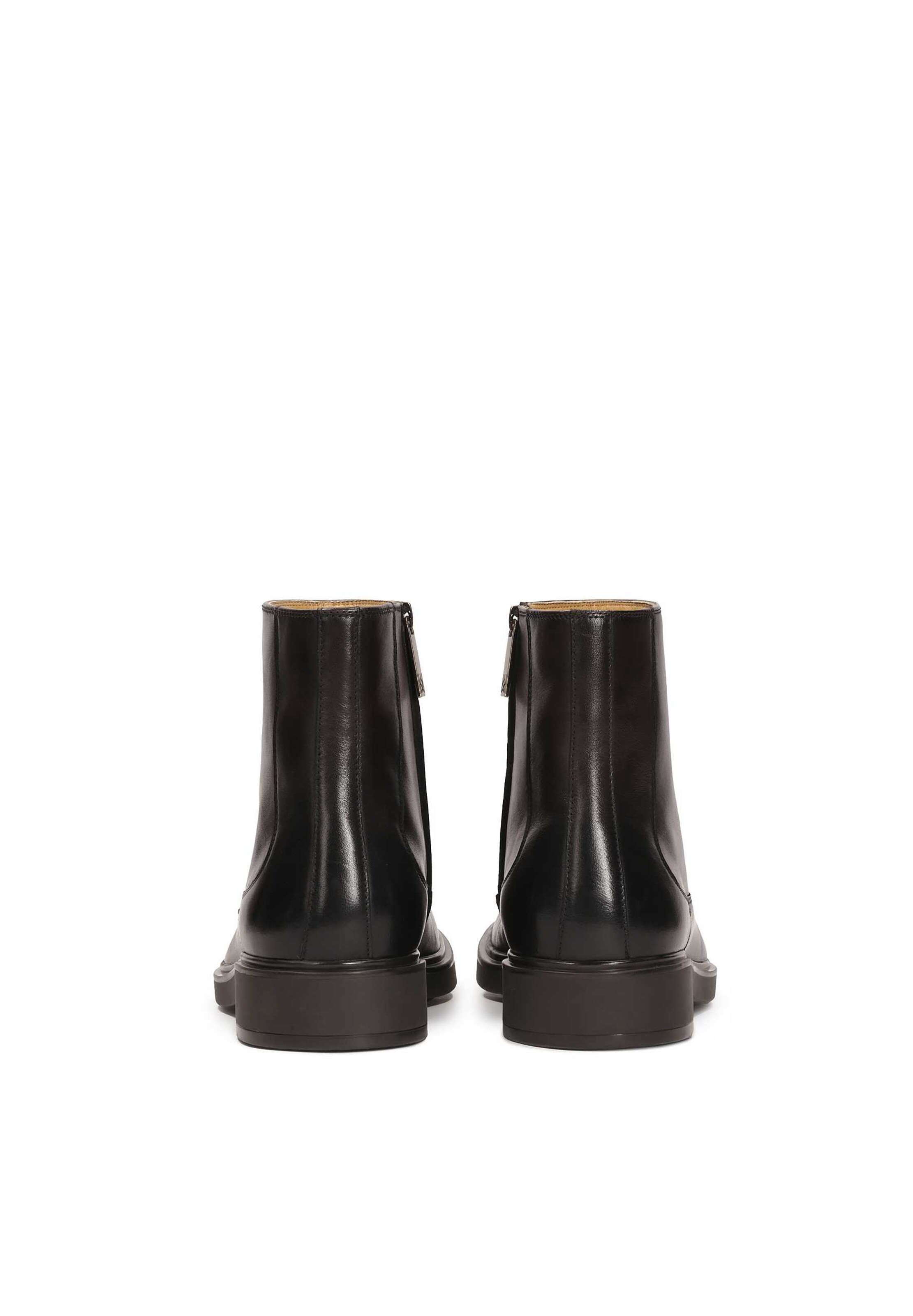 Kazar Boots in Brown