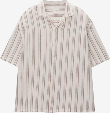 Pull&Bear Comfort fit Button Up Shirt in White: front