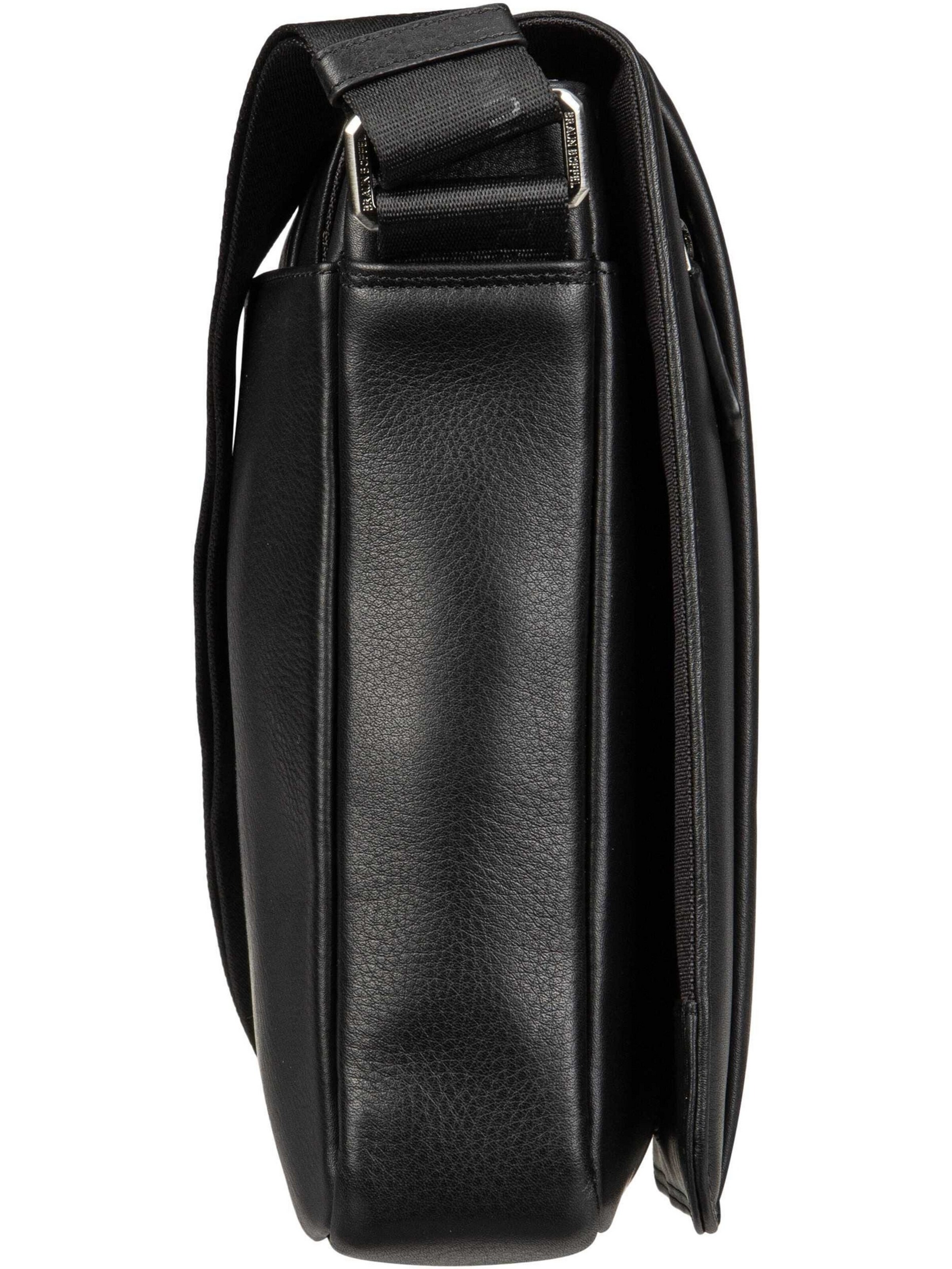 Braun Büffel Crossbody Bag ' GOLF 3.0 XBody M Flap' in Black