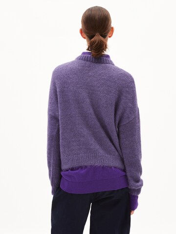 ARMEDANGELS Sweter 'Suri Inara' w kolorze fioletowy