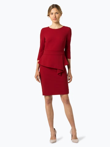 PARADI Dress in Red: front