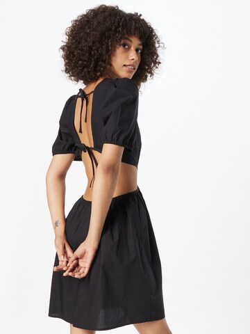 Monki Kleid in Schwarz