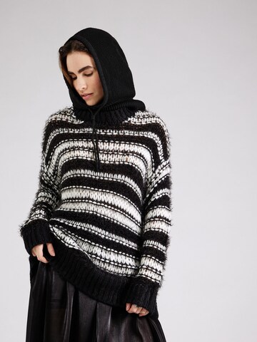 TOPSHOP Sweter w kolorze czarny: przód