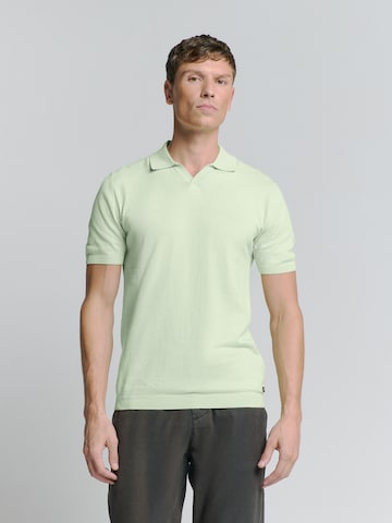 No Excess Shirt in Green: front