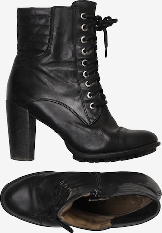 UNISA Stiefelette 38 in Schwarz: Vorderseite