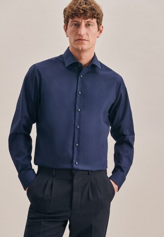 SEIDENSTICKER - Ajuste regular Camisa de negocios en azul: frente