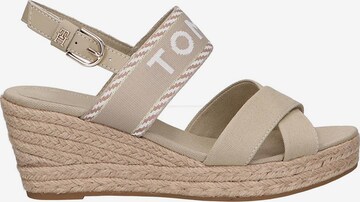 TOMMY HILFIGER Sandals in Brown