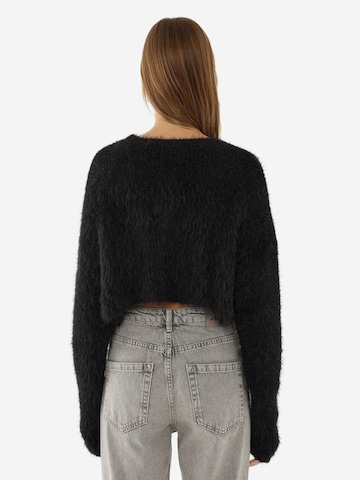 Hiccup Pullover in Schwarz