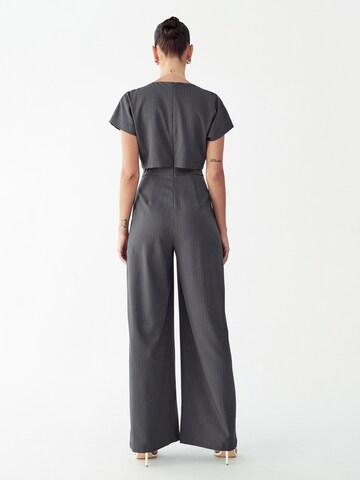 Willa Jumpsuit 'GLENS' in Grijs: terug