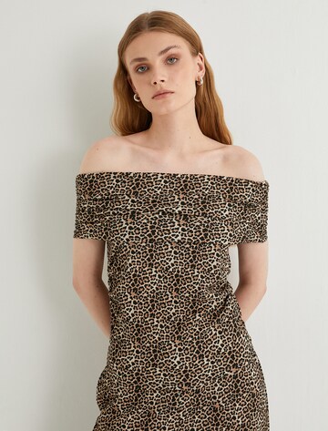 Koton Top in Bruin: voorkant