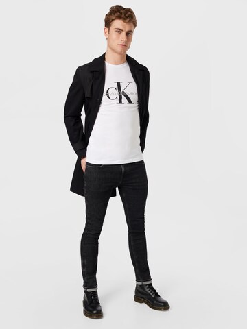 Calvin Klein Jeans Футболка в Белый