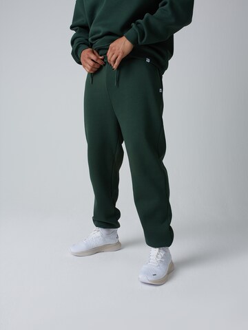 ABOUT YOU x Benny Cristo Regular Pants 'Keno' in Green: front