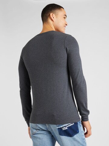 T-Shirt s.Oliver en gris