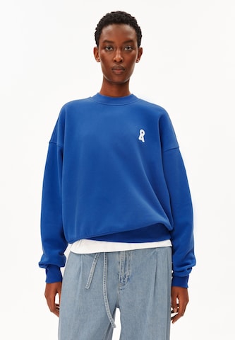 Sweat-shirt 'ALIZAA' ARMEDANGELS en bleu : devant