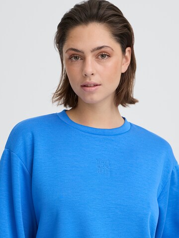 Tricou 'IHCOZY' de la ICHI pe albastru