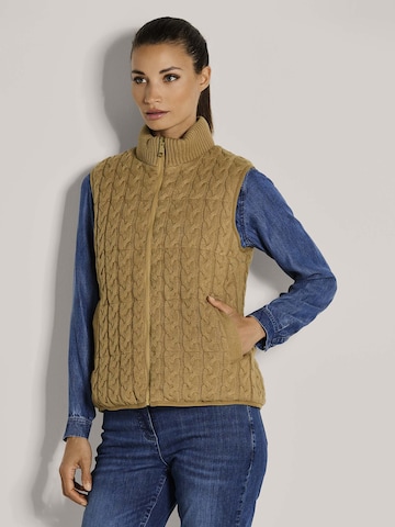 MADELEINE Gebreide bodywarmer in Geel: voorkant
