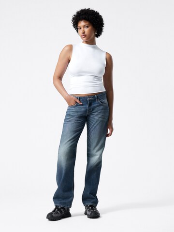 Regular Jean 'Arrow' WEEKDAY en bleu : devant