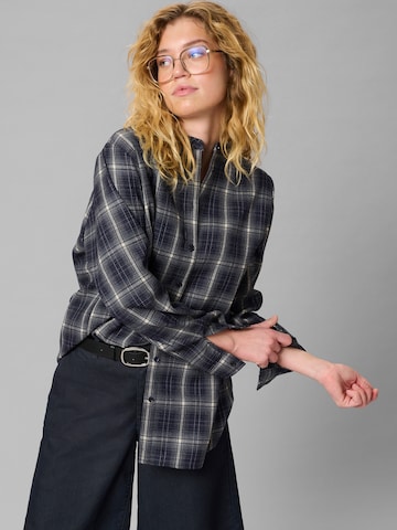 My Essential Wardrobe Blúzka 'MarlyMW' - Modrá: predná strana