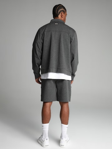 Giacca di mezza stagione di SikSilk in grigio