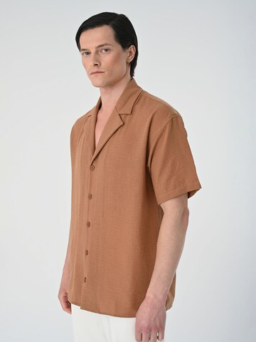 Antioch Comfort fit Srajca | rjava barva