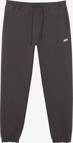 Pantaloni de la Pull&Bear pe gri: față