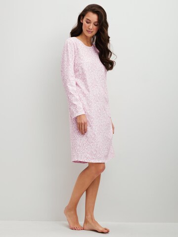 Camicia da notte 'Blooming Nights' di CALIDA in lilla