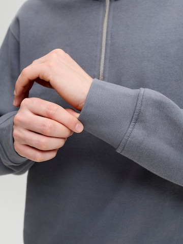 JACK & JONES Majica 'JJESoho' | siva barva