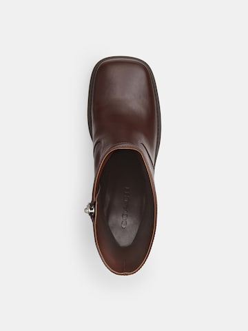 COACH - Botines en marrón