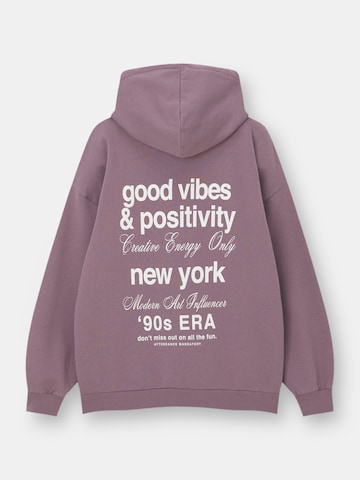 Pull&Bear Sweatshirt in Purple