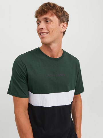 JACK & JONES Bluser & t-shirts 'REID' i grøn