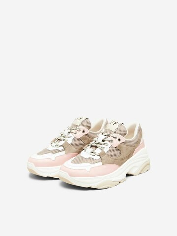 SELECTED FEMME Sneakers 'Gavina' in Beige