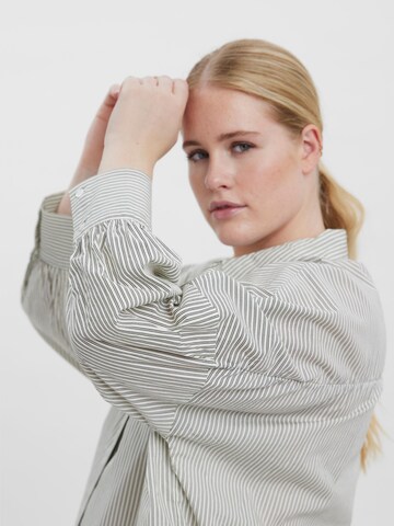 Vero Moda Curve Blúzka 'Adia' - biela